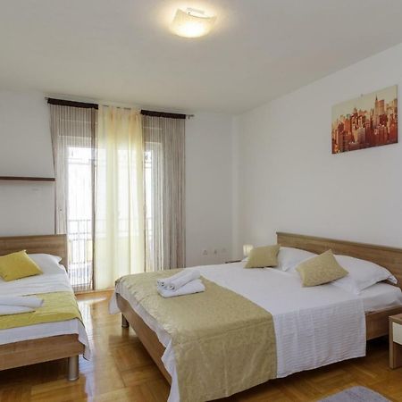 Renic apartmani Kaštela Exterior foto