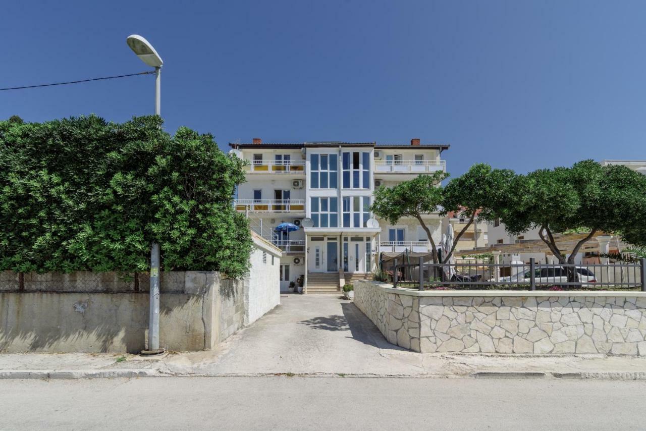 Renic apartmani Kaštela Exterior foto