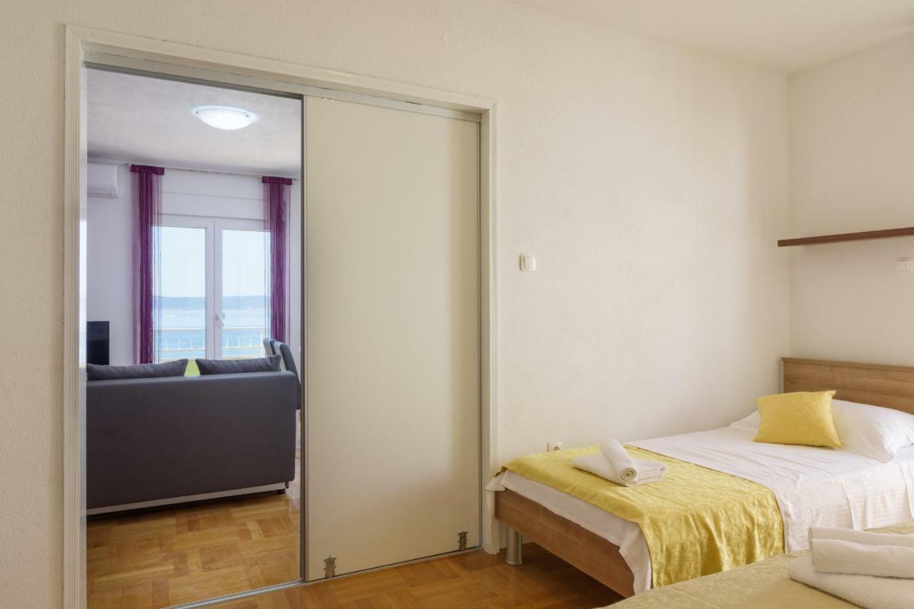 Renic apartmani Kaštela Exterior foto